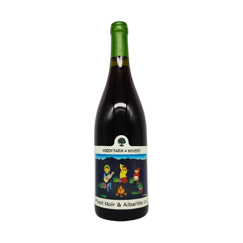 Holiday ピノノワール＆アルバリーニョ 2022（赤）750ml